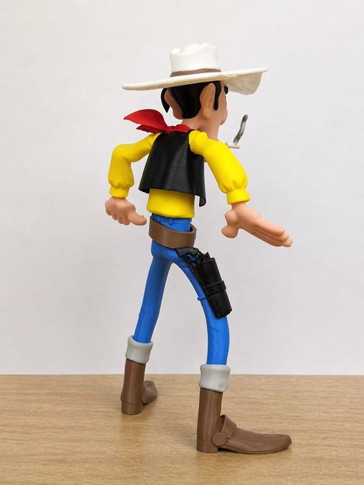 Boneco Lucky Luck 29 cm