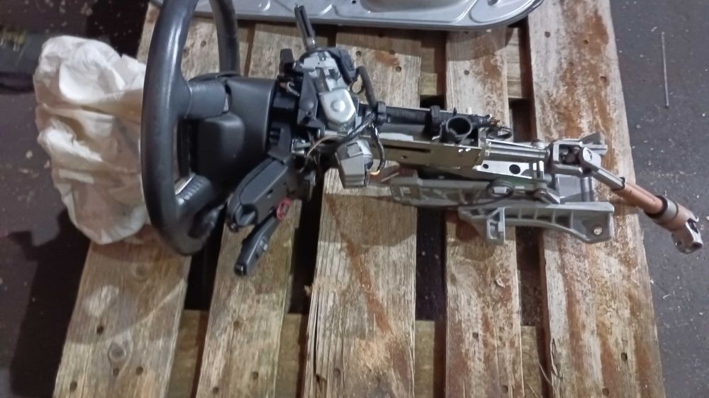 REF0001 coluna direccao completa airbag rebentado ford c max ano 2008