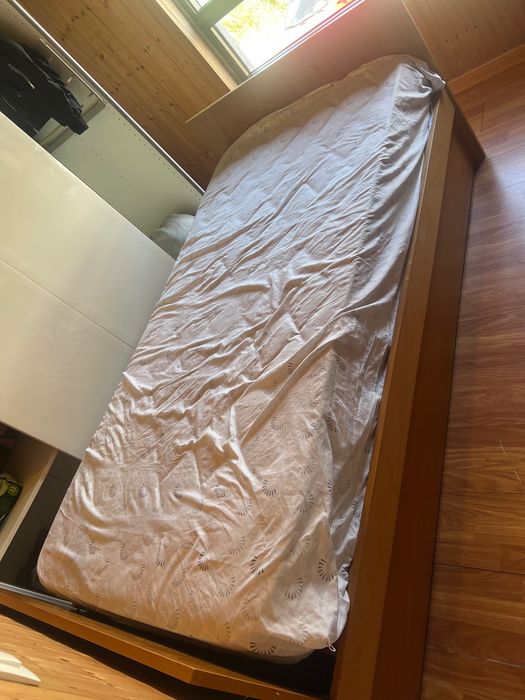 Cama de solteiro