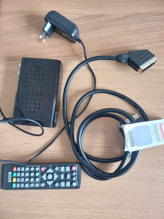 Selling DVB-T2 HD T2, AXIL TDT receiver with remote control64586334309121120