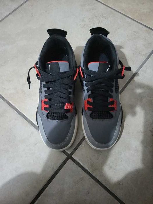 Szybka dostawa Jordan 4 Retro Infrared 36