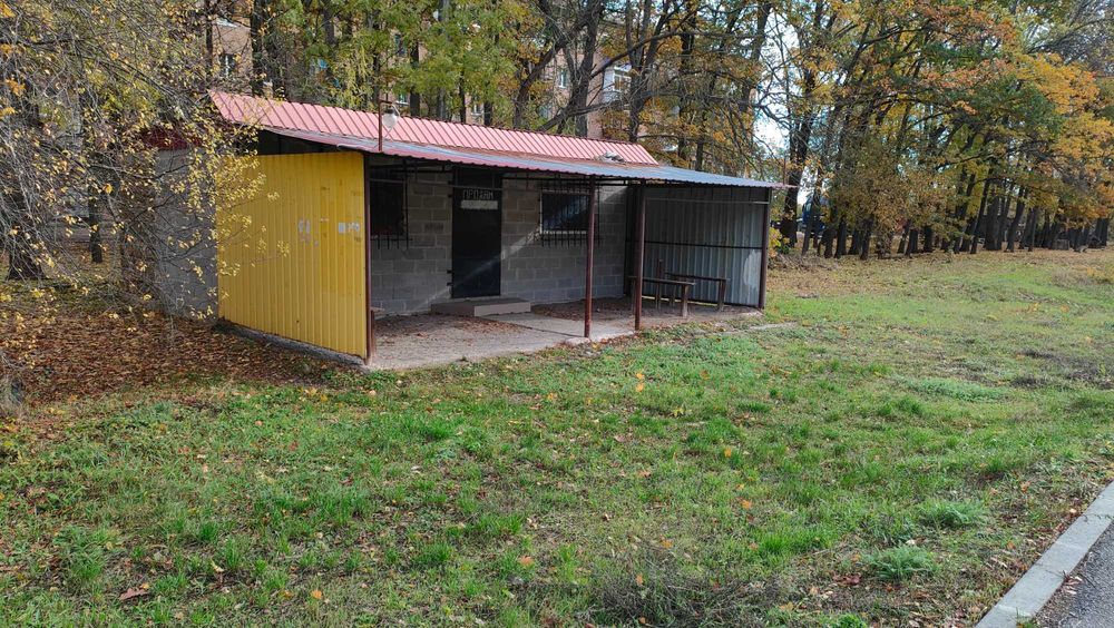 Продаж приміщення магазину