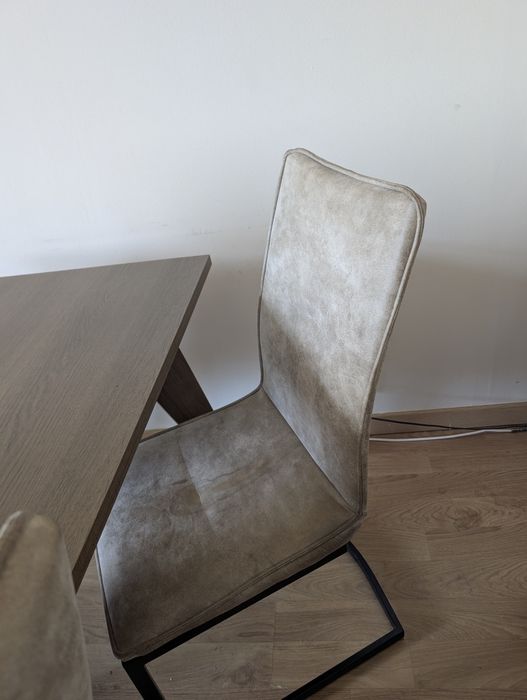 Mesa de jantar 160*60 com 4 cadeiras