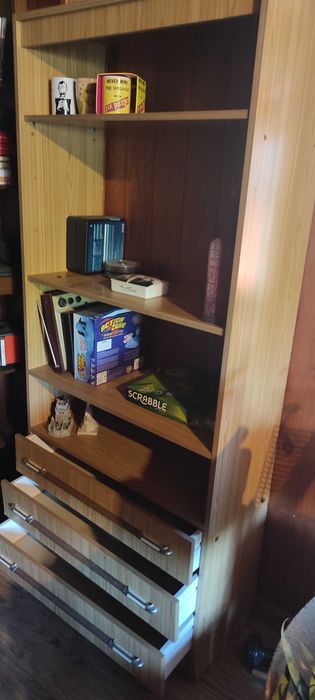 Estante com gavetas..64750871730945122