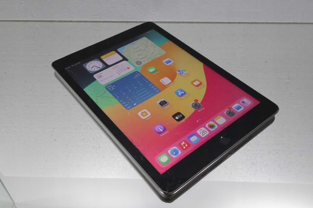 Tablet Apple iPad 6 LTE 128GB