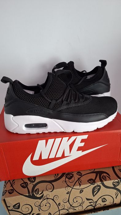 Buty nowe sportowe Nike Air Max 90 EZ rozmiar 42.5