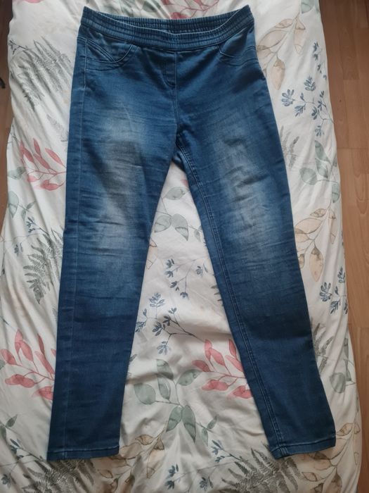 Damskie jeansy rozmiar 40