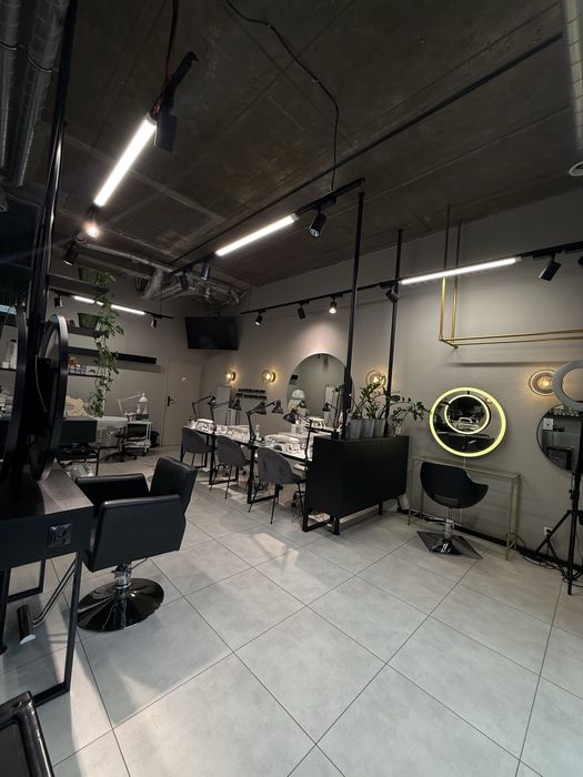 Odstąpię w pełni wyposażony i działający salon beauty / fryzjersko-kosmetyczny
