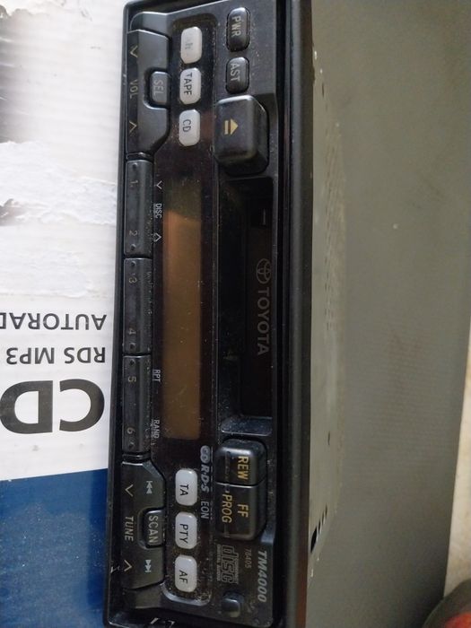 Auto radio digital  com leitor de cd ( varios ) impecavel