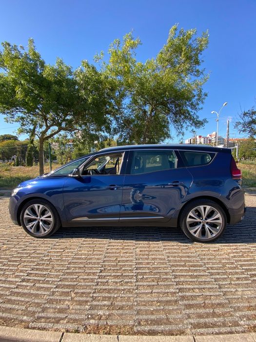 Renault scenic 1.5 dci Hibrid Assist intense