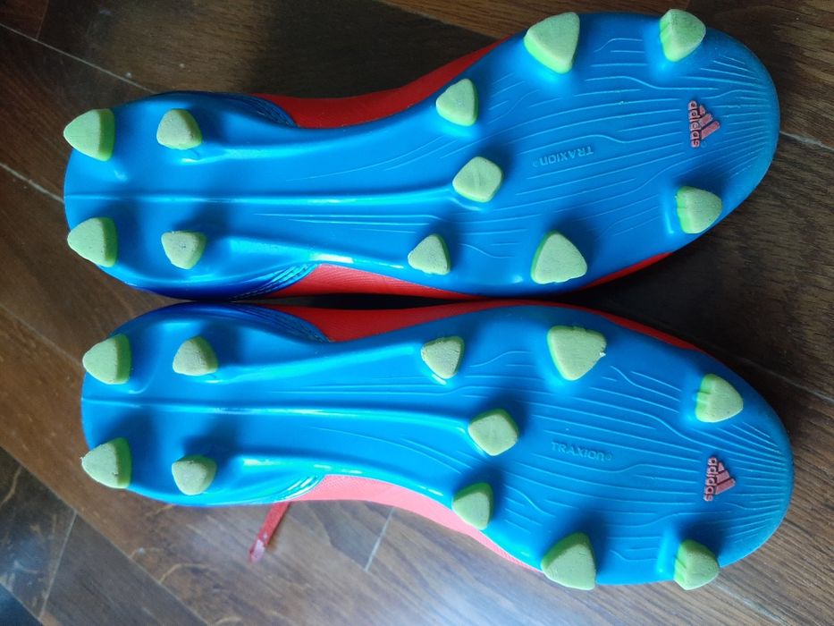 Adidas buty piłkarskie korki rozm 35/21cm