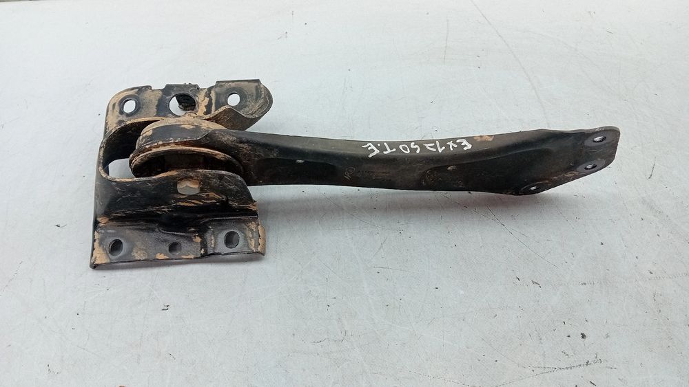 Braço de suspensão trás esquerdo MERCEDES-BENZ CLA Coupé (C118)