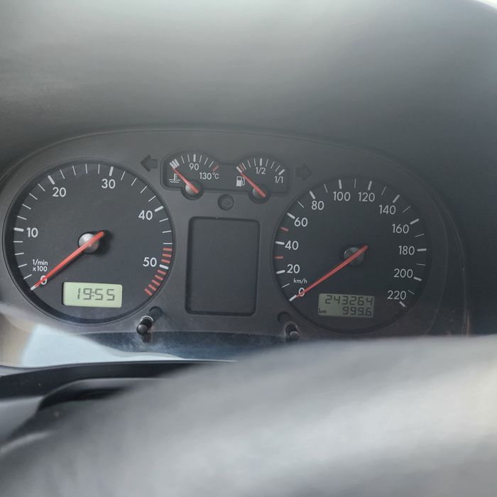 VW Golf 1.9 TDI 110cv - 1999