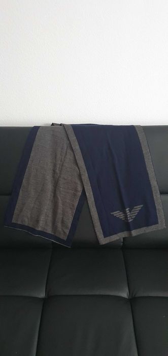 Cachecol Armani novo