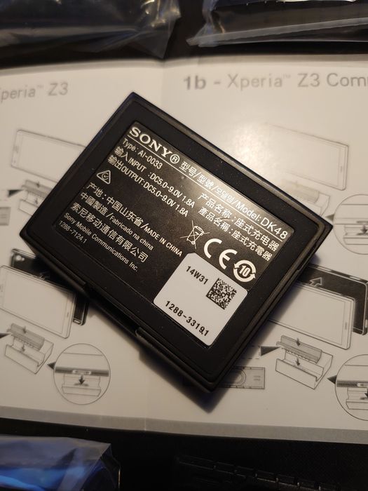 Stacja dokująca Sony DK48 Xperia Z3 i Z3 Compact