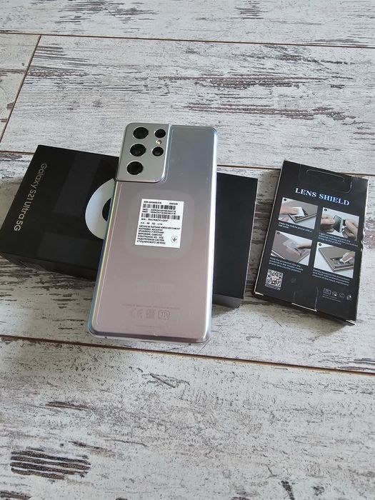 Мобільний телефон Samsung Galaxy S21 Ultra 12/256 GB Phantom Silver (S