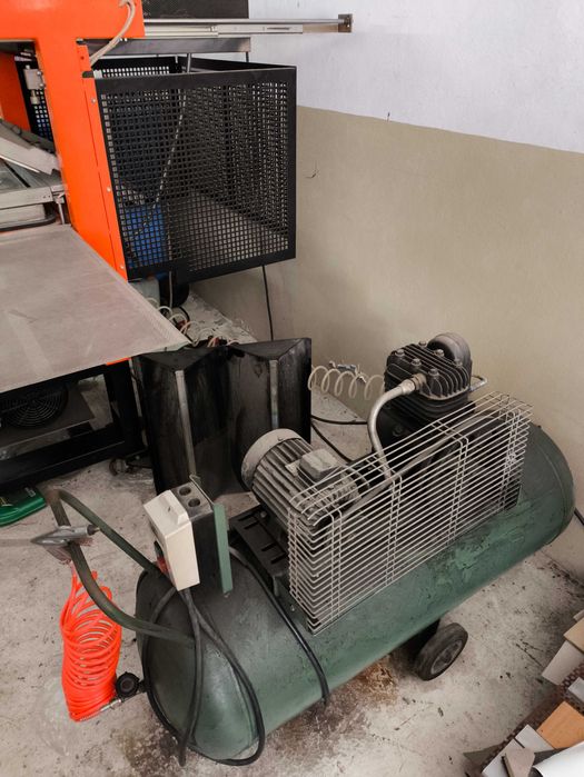 Máquina Seladora em L com Compressor de Ar Pneumático