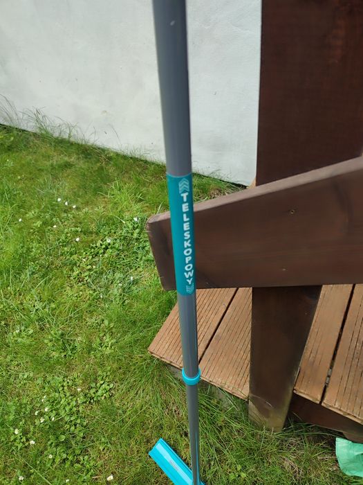 Zestaw do sprzątania miotła i mop