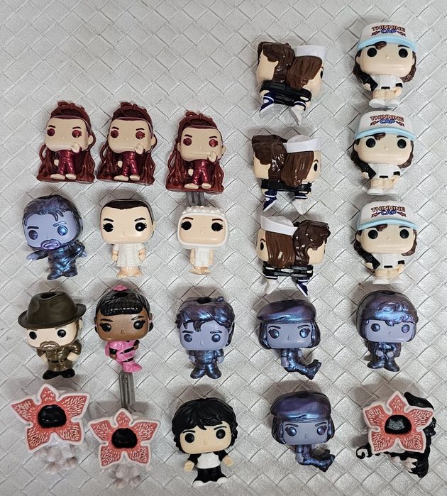 Stranger things Kinder Joy - para troca ou venda