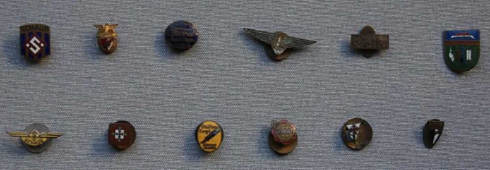 Pins da AUTO Industrial e do FCP outros mais