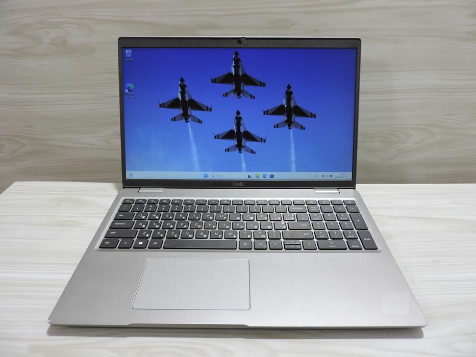 Dell Latitude 5520/15,6”/i7 1185G7/16GB/SSD 512/Iris XE