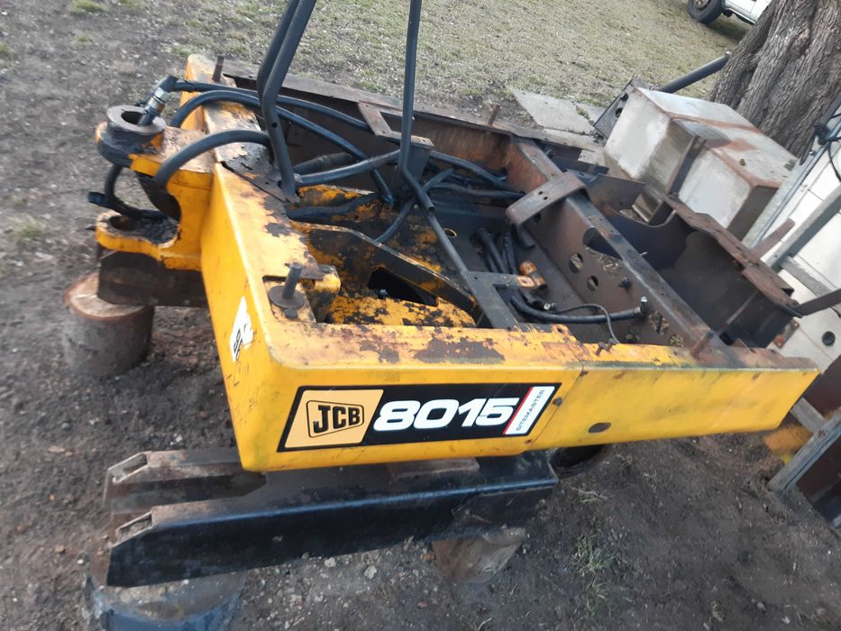 podwozie do minikoparki jcb 8015 , 8014 , 8018 wieniec obrotu
