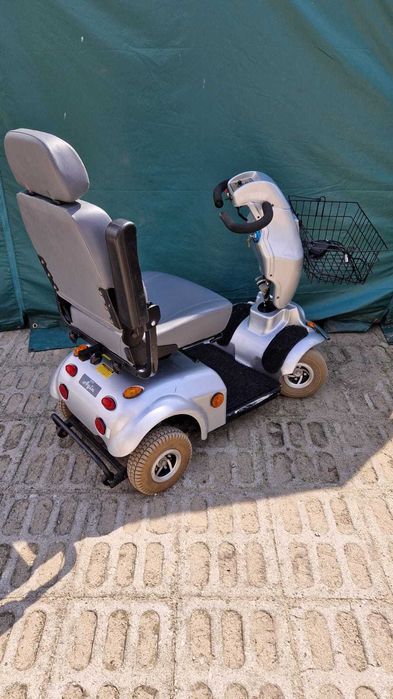 Skuter wózek inwalidzki elektryczny dla seniorów KOSZYK Dietz Agin