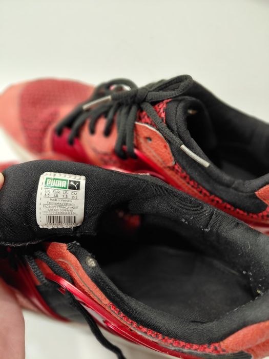 Кросівки PUMA р.40