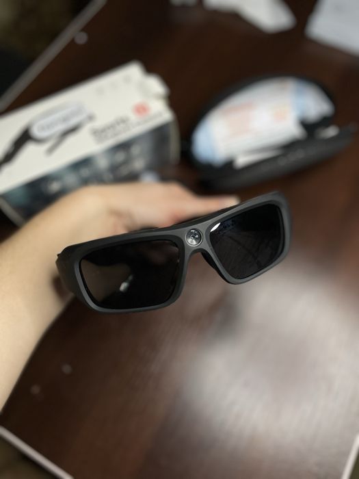 Сонцезахисні окуляри з камерою