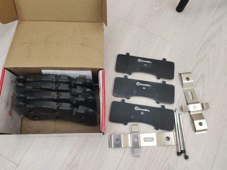 Тормозные колодки Brembo для Maserati Quattroporte