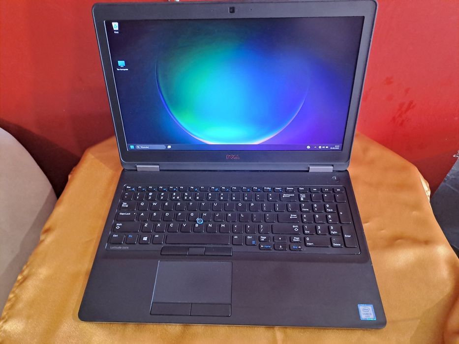 Laptop dell na i5
