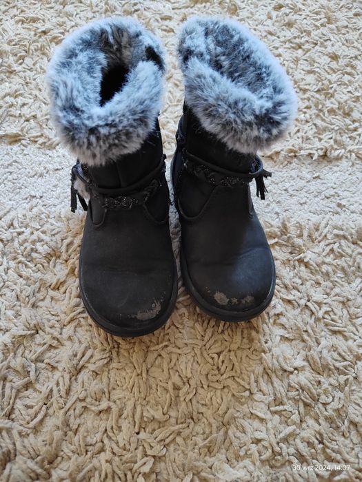 Buciki czarne roz 25