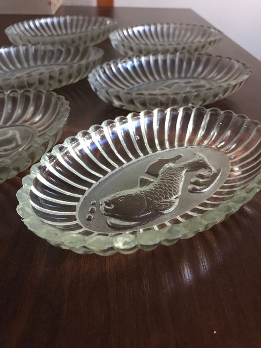 Śledziówki PRL (1 duźa, 6 małych)