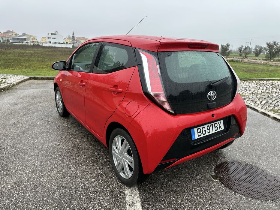 Toyta Aygo 1.0  X-Play Ac