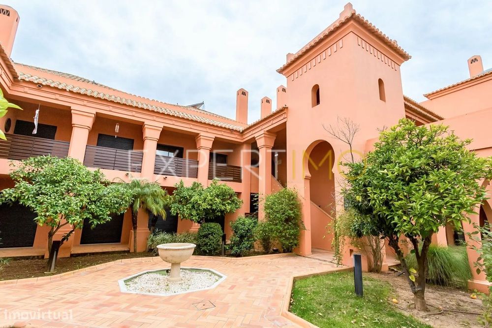 Duplex T3 à venda , Amendoeira Golf Algarve