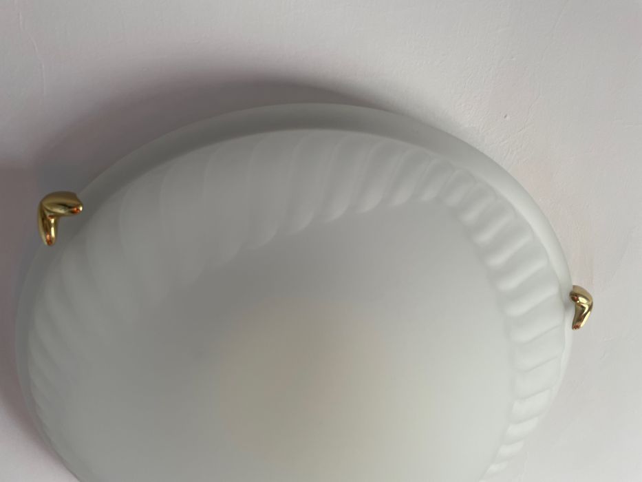 Candeeiro de teto redondo em vidro fosco (56cm)