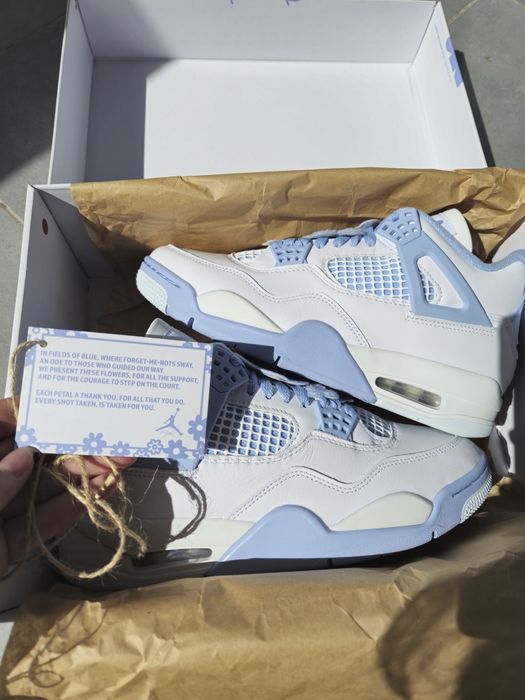 Air Jordan 4 Forget me not
