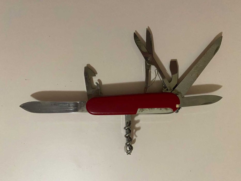 Canivete Victorinox Huntsman, Mountaineer e Outros - Tamanho Médio