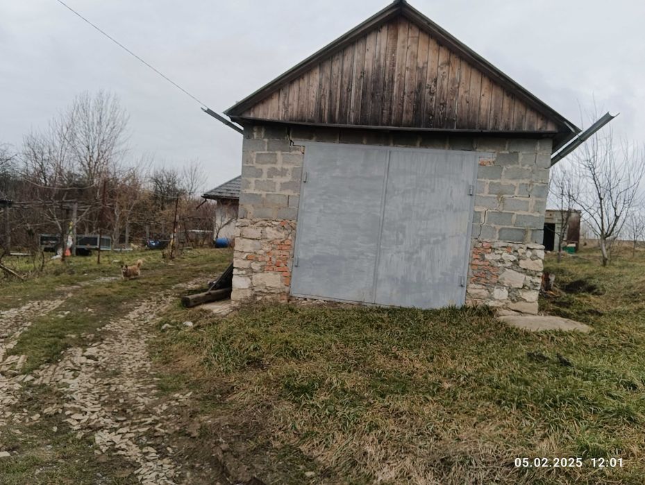 Продається будинок-господарство в Кам'янець-Подільському р-ні