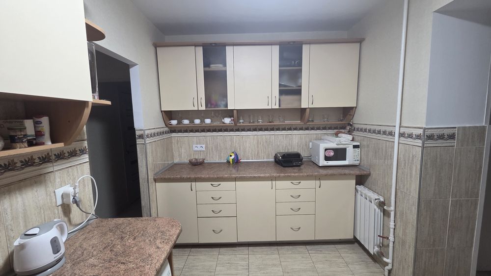 Квартира 4х кімнатна 80кв. Ревуцкого 44. М.Харківська(5хв пішки)