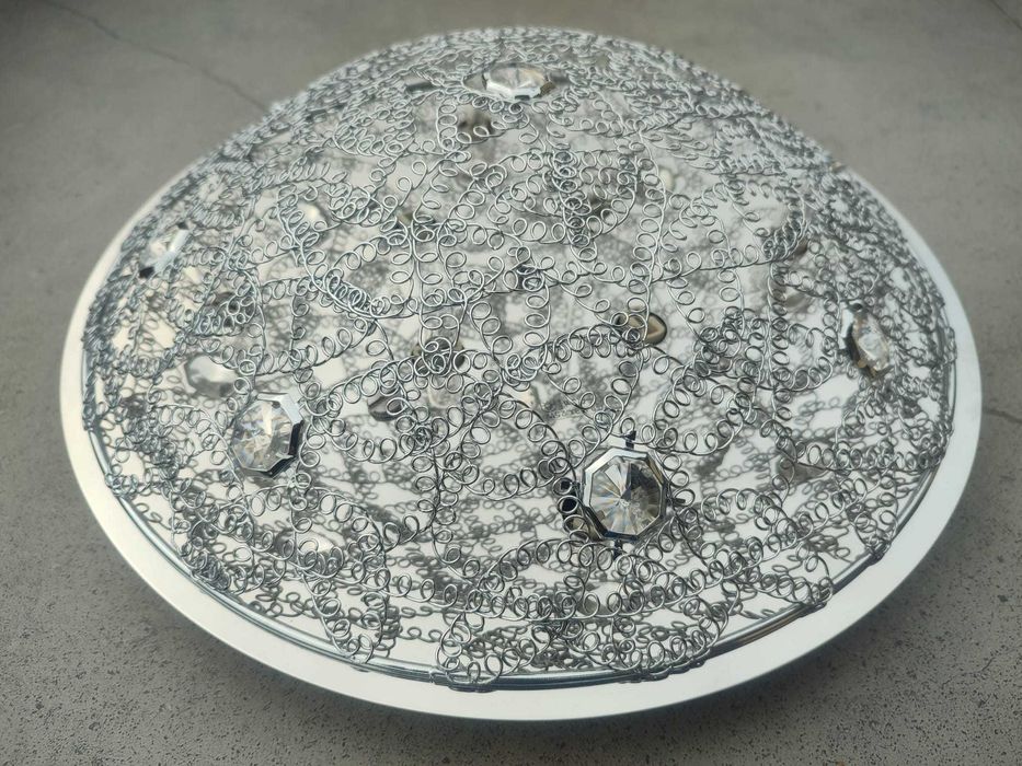 Stylowy, okrągły plafon sufitowy z kryształkami