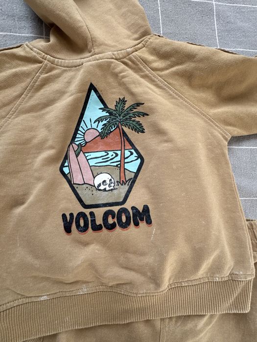 Костюм на хлопчика 80-86 volcom