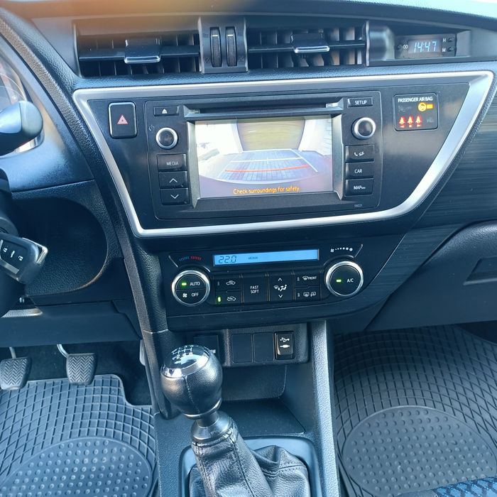 Toyota Auris Polski Salon