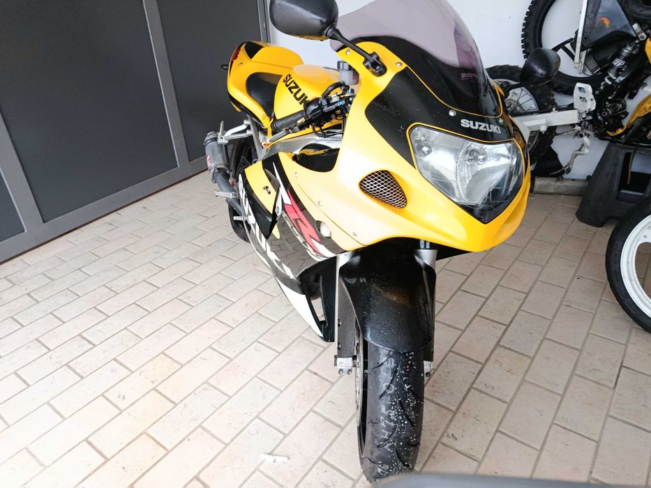 Suzuki GSXR 600 k1