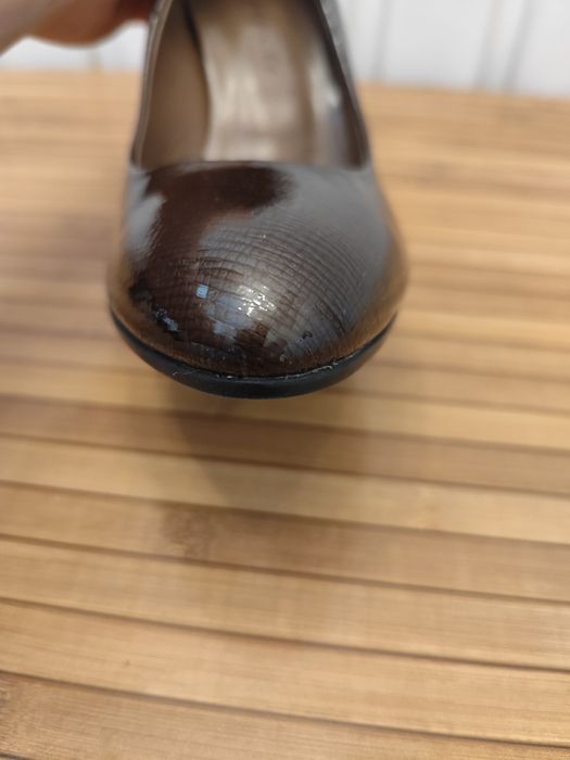 туфлі на підборах шкіряні лак