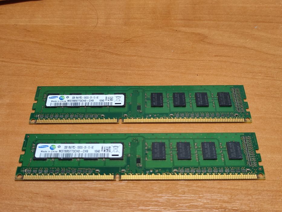 Оперативна пам'ять Samsung 2×2 gb, ddr3