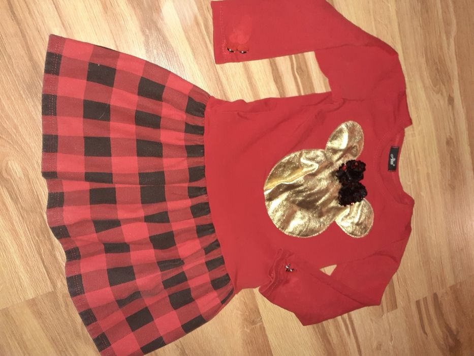 świateczna sukienka, myszka miki, czerwona sukieneczka