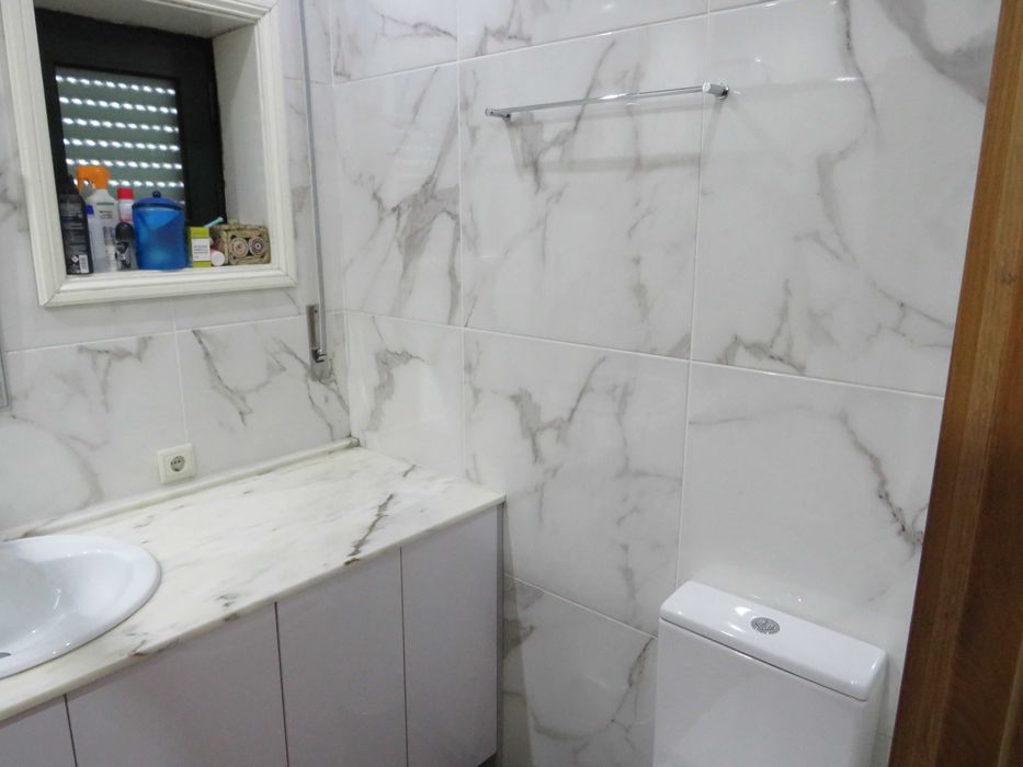 Apartamento T3 em excelente estado, localizado em Valbom !