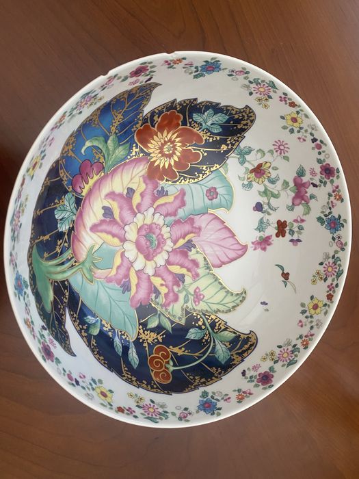 Muito bonita saladeira