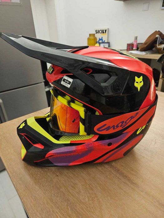 Capacete Fox Racing V1 Emotion (vermelho) L com óculos de proteção
